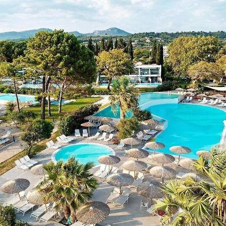 Ninos Grand Beach Resort Kastrosikia Zewnętrze zdjęcie