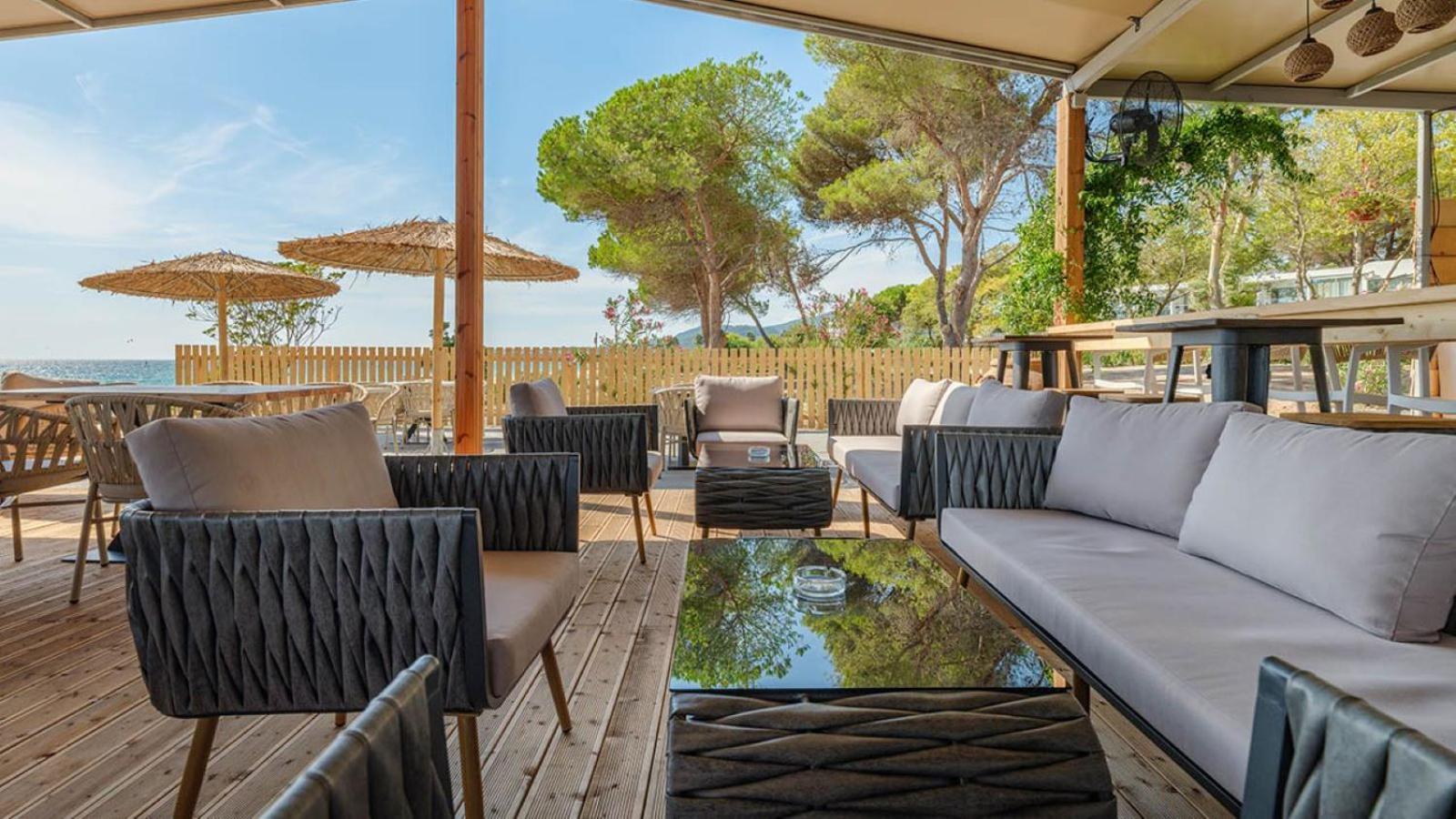 Ninos Grand Beach Resort Kastrosikia Zewnętrze zdjęcie