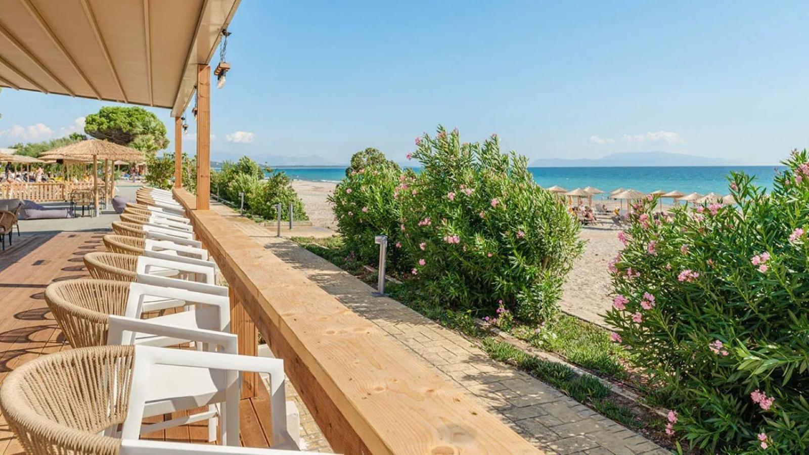 Ninos Grand Beach Resort Kastrosikia Zewnętrze zdjęcie
