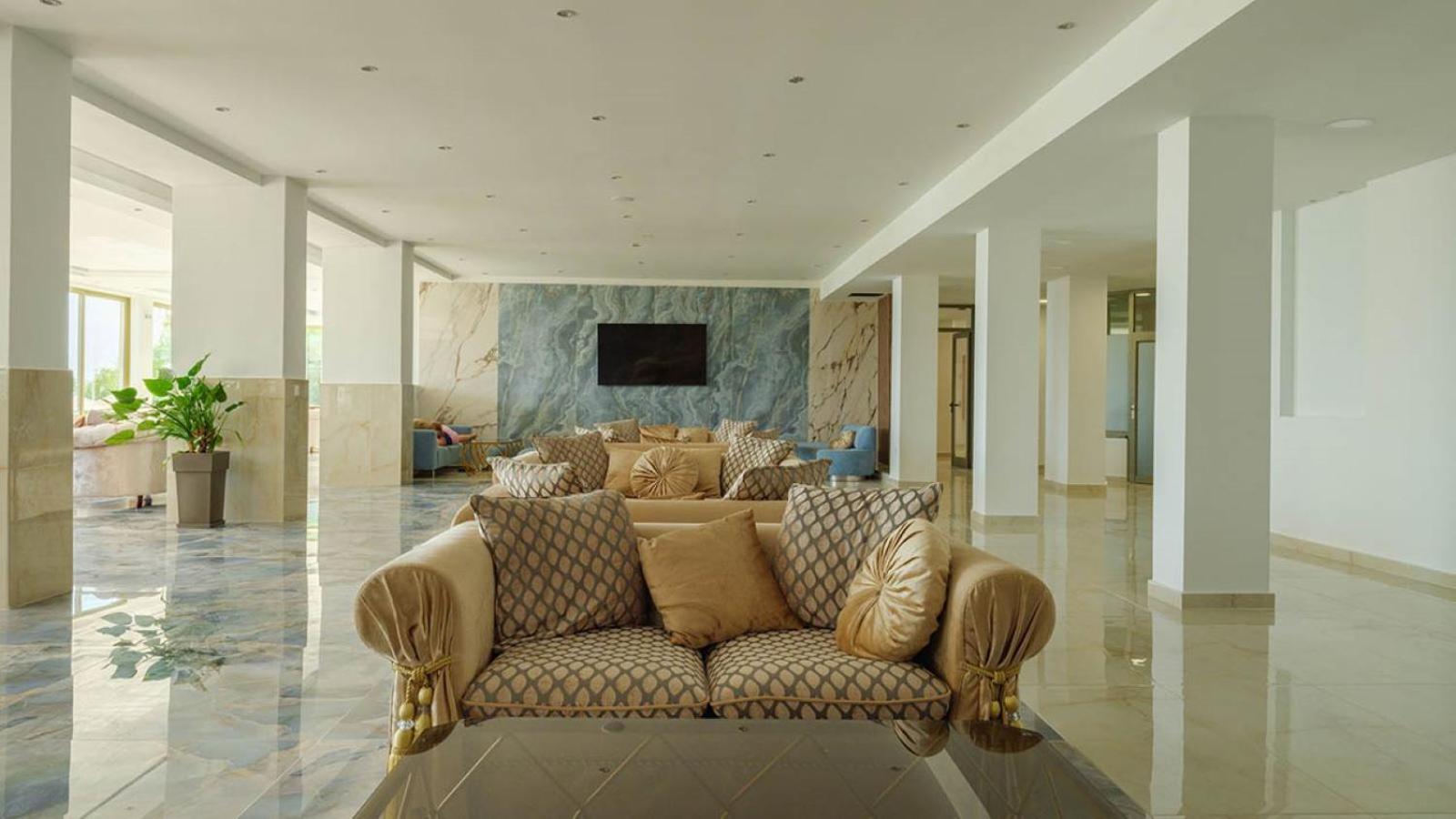 Ninos Grand Beach Resort Kastrosikia Zewnętrze zdjęcie