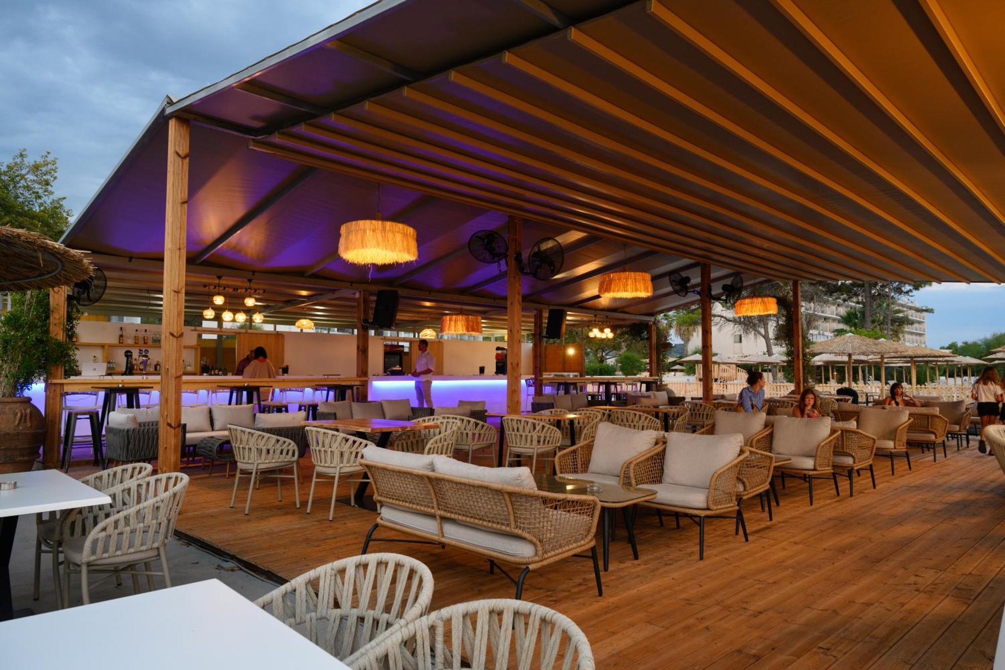 Ninos Grand Beach Resort Kastrosikia Zewnętrze zdjęcie