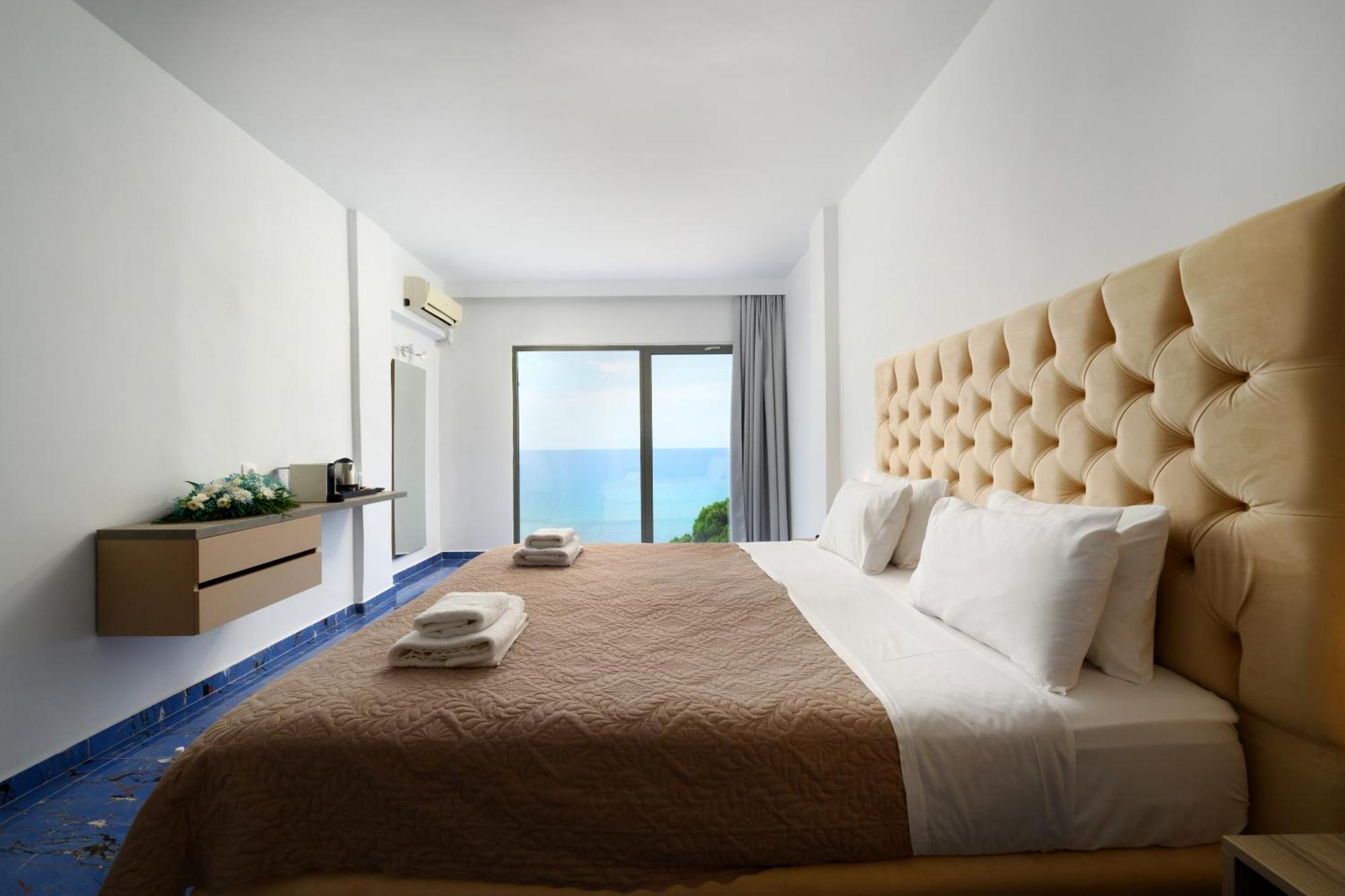 Ninos Grand Beach Resort Kastrosikia Zewnętrze zdjęcie