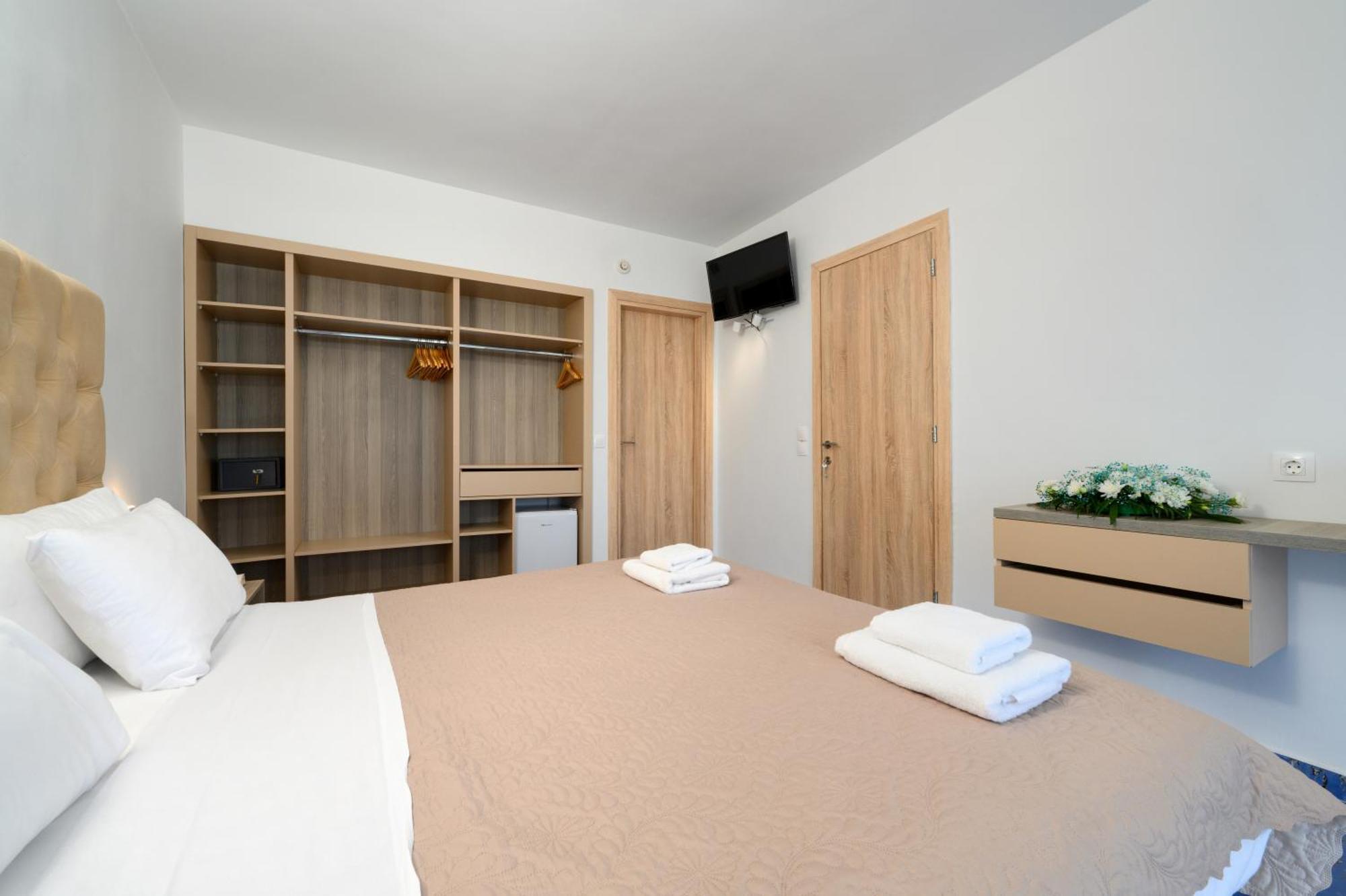 Ninos Grand Beach Resort Kastrosikia Zewnętrze zdjęcie